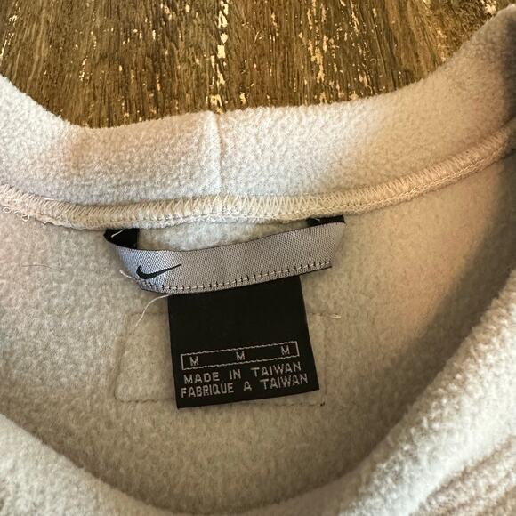 Vintage Nike Oversized Performance Fleece Crewneck Pullover Sweatshirt, Medium - Picture 5 of 10